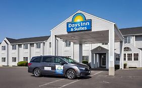 Days Inn & Suites By Wyndham Spokane Airport Airway Heights